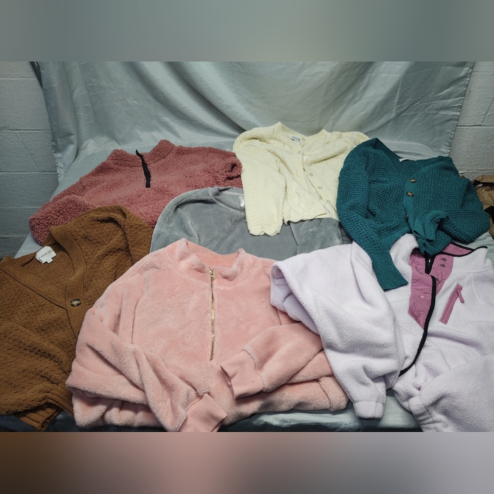 Women's Sweater Bundle Size L